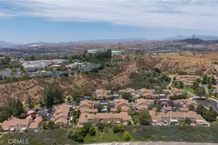 22914 Banyan Pl, Saugus, CA 91390 - Photo 4
