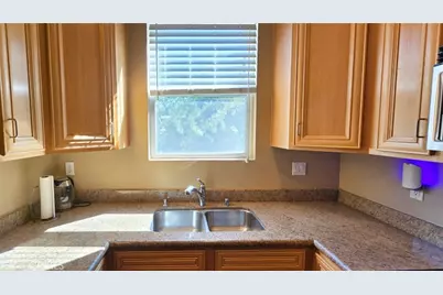 5430 Bellingham Avenue #104, Valley Village, CA 91607 - Photo 6