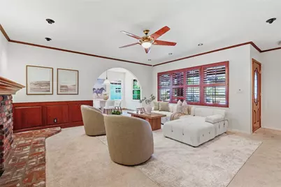 1044 N Pass Ave, Burbank, CA 91505 - Photo 4