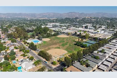 7928 Owensmouth, Canoga Park, CA 91304 - Photo 44