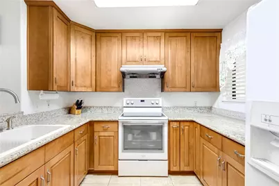 321 N Orange Avenue #209, Monterey Park, CA 91755 - Photo 2