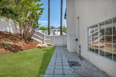 4525 Tenango Drive, Woodland Hills, CA 91364 - Photo 22