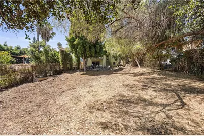 918 Terrace 49, Los Angeles, CA 90042 - Photo 36