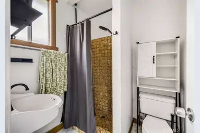918 Terrace 49, Los Angeles, CA 90042 - Photo 18