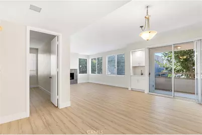 14530 Benefit Street #102, Sherman Oaks, CA 91403 - Photo 8