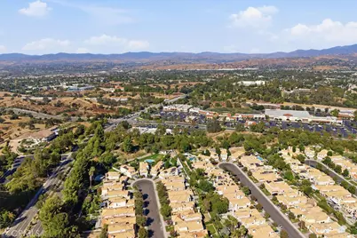 25114 Steinbeck Avenue #B, Stevenson Ranch, CA 91381 - Photo 50