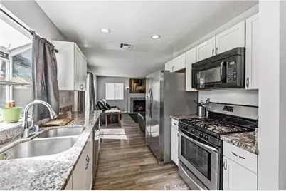 43626 Easy Street, Lancaster, CA 93535 - Photo 10