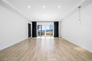 1001 Via Alta, Burbank, CA 91501 - Photo 8