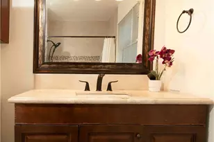 12560 Mineola, Los Angeles, CA 91331 - Photo 18