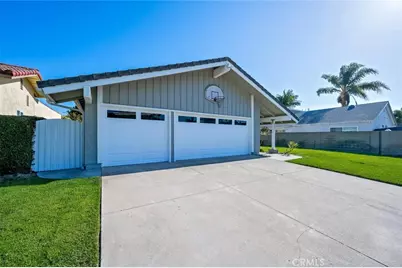 9532 Caithness, Huntington Beach, CA 92646 - Photo 4
