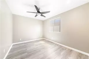13200 13202 Wentworth St, Arleta, CA 91331 - Photo 20