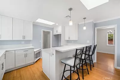 20271 Mobile, Winnetka, CA 91306 - Photo 6