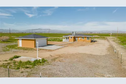 49040 70th Street, Lancaster, CA 93536 - Photo 1