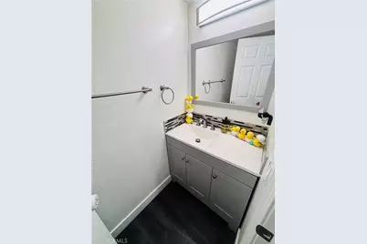 14265 Terrabella  St  48, Panorama City, CA 91402 - Photo 16