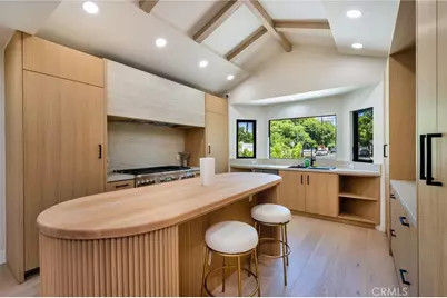 13562 Addison Street, Sherman Oaks, CA 91423 - Photo 8