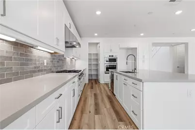 28710 Orange Park Drive, Castaic, CA 91384 - Photo 4