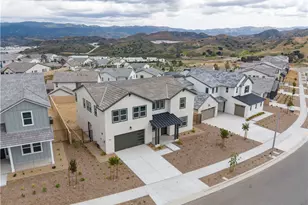 28710 Orange Pk Dr, Castaic, CA 91384 - Photo 6