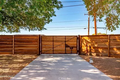 5050 W Avenue L, Lancaster, CA 93536 - Photo 34