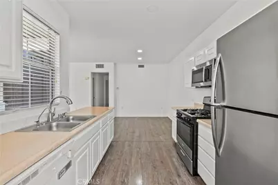 20000 Plum Canyon #1721, Saugus, CA 91350 - Photo 12