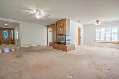 19545 Brendle, Newhall, CA 91321 - Photo 4