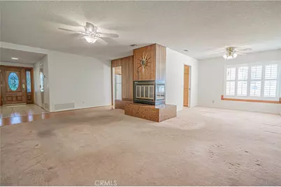 19545 Brendle, Newhall, CA 91321 - Photo 4
