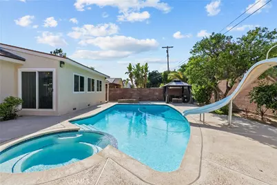 15933 Tupper Street, North Hills, CA 91343 - Photo 54