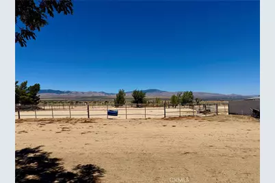 18839 W Avenue B8, Lancaster, CA 93536 - Photo 18