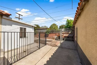 3920 Buckingham Road, Los Angeles, CA 90008 - Photo 18