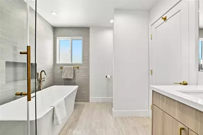 13369 W Cellest Parkway, Pacoima, CA 91331 - Photo 36