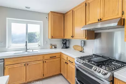 27972 Bridlewood, Castaic, CA 91384 - Photo 18