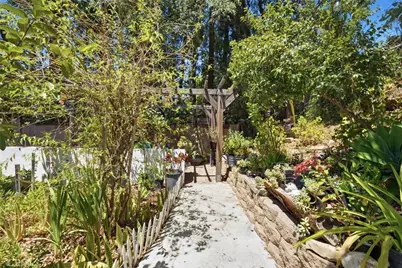 8416 Fable, West Hills, CA 91304 - Photo 42