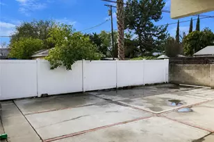 5743 5745 Kester Ave, Sherman Oaks, CA 91411 - Photo 4