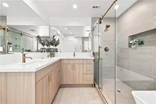 13357 W Cellest Pkwy, Pacoima, CA 91331 - Photo 32