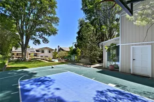 4237 Ellenita, Tarzana, CA 91356 - Photo 32