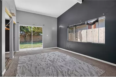 19448 Blythe, Reseda, CA 91335 - Photo 32