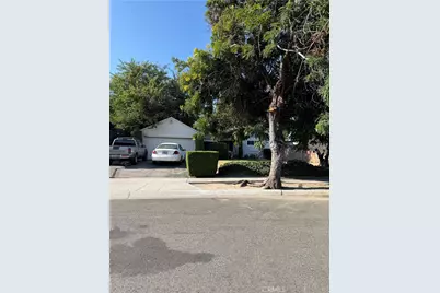 12625 Archwood Street, North Hollywood, CA 91606 - Photo 4