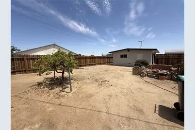 8537 Tamarack, California City, CA 93505 - Photo 26