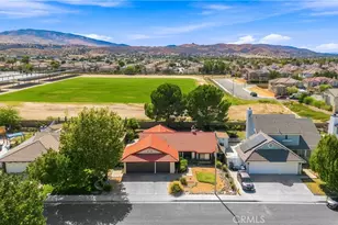 39341 Rockcliff Ct, Palmdale, CA 93551 - Photo 30