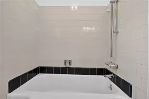 19121 Hartland, Reseda, CA 91335 - Photo 40