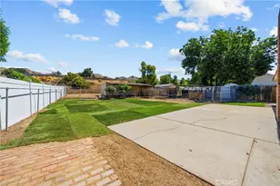 10525 Woldrich St, Sylmar, CA 91342 - Photo 34