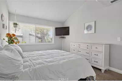 6491 Twin Circle Lane #5, Simi Valley, CA 93063 - Photo 12