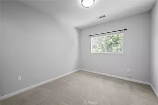 15607 W Lilli Way, Van Nuys, CA 91406 - Photo 22