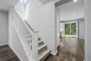 15607 W Lilli Way, Van Nuys, CA 91406 - Photo 12