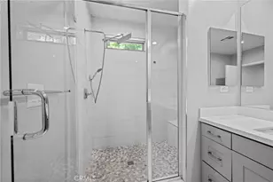 15607 W Lilli Way, Van Nuys, CA 91406 - Photo 12