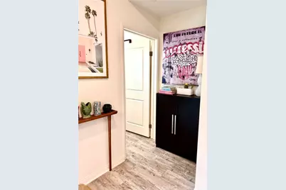 18449 W Mural, Northridge, CA 91325 - Photo 12