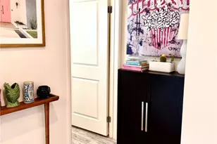 18449 W Mural, Northridge, CA 91325 - Photo 12