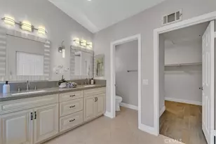 537 Savona, Oak Park, CA 91377 - Photo 36
