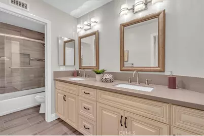 537 Savona, Oak Park, CA 91377 - Photo 40