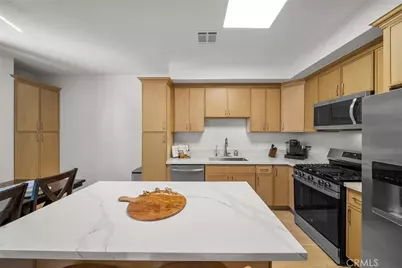 7132 Farralone #205, Canoga Park, CA 91303 - Photo 12