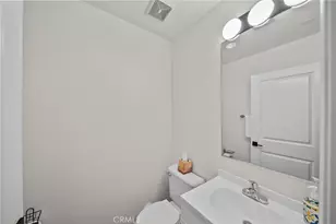 7132 Farralone, Canoga Park, CA 91303 - Photo 16